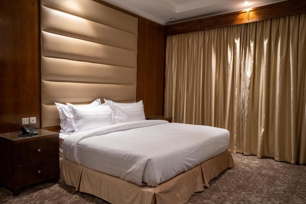 Safwa Taiba Suite اجنحة صفوة طيبه Медина Екстериор снимка