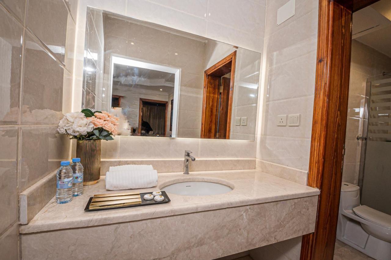 Safwa Taiba Suite اجنحة صفوة طيبه Медина Екстериор снимка